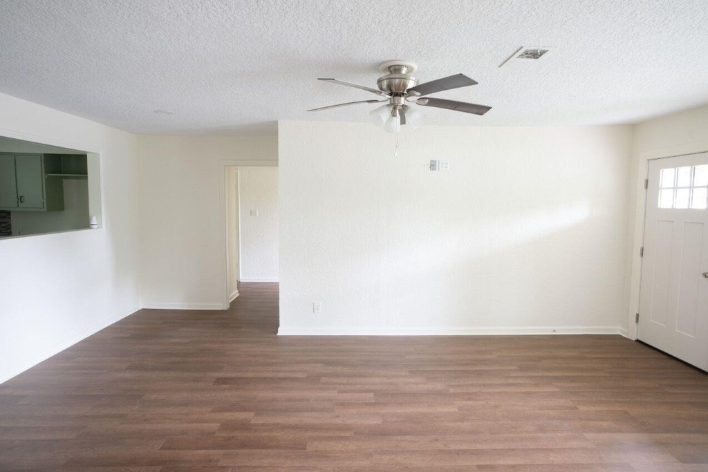 55 Elm Court - Photo 6