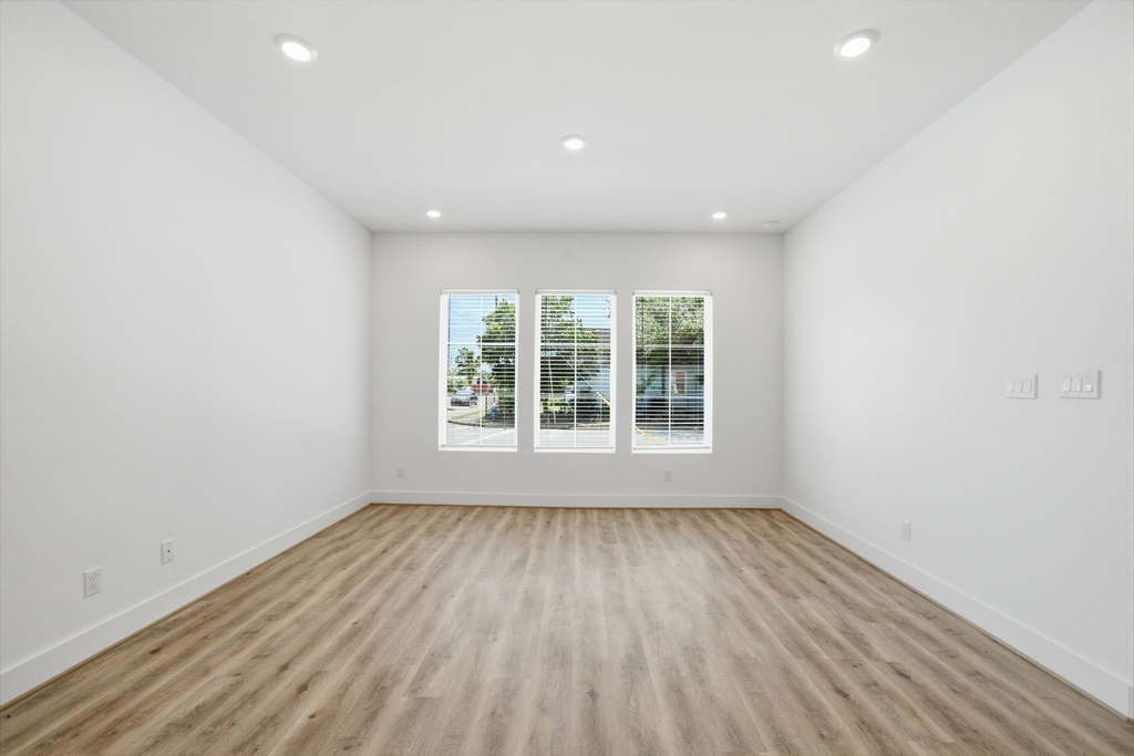 1613 Luzon Street - Photo 26