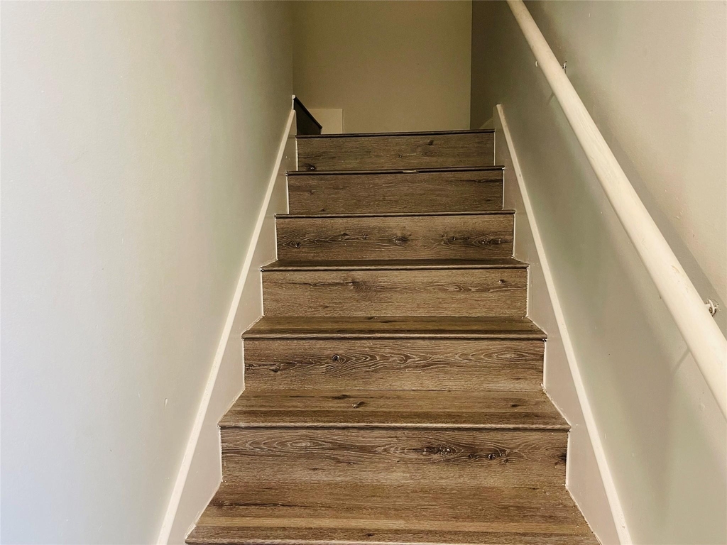 6404 Mountain Pines Lane - Photo 3