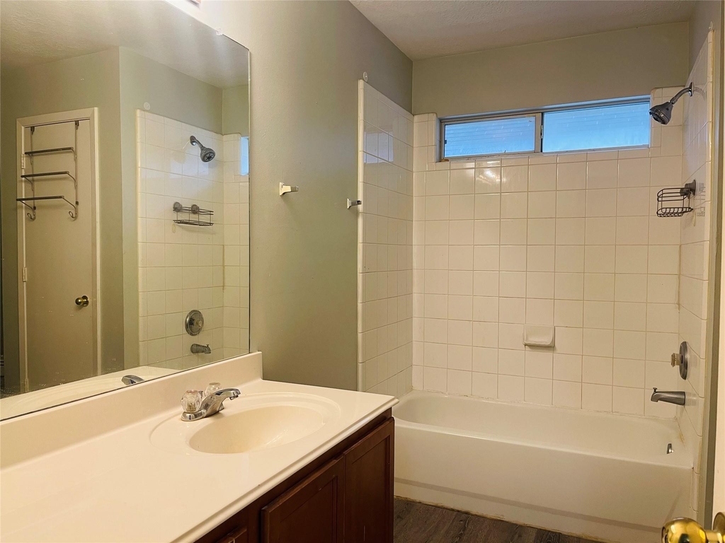 6404 Mountain Pines Lane - Photo 7