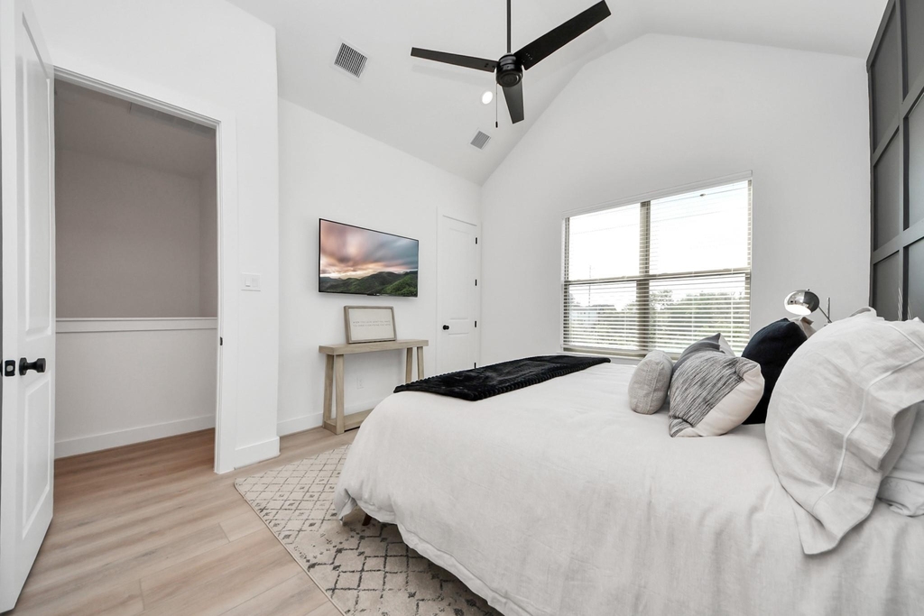 2524 Live Oak Street - Photo 16