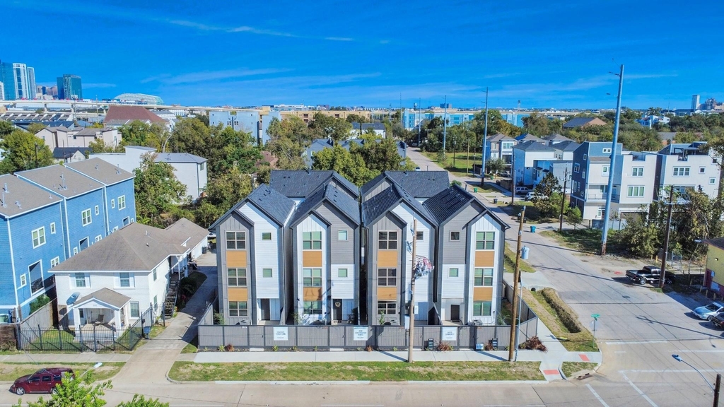 2524 Live Oak Street - Photo 33