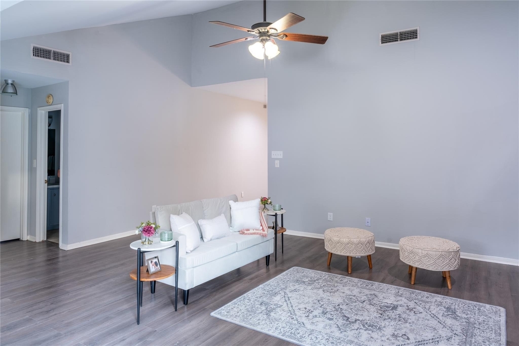 12226 Ravenmoor Drive - Photo 9