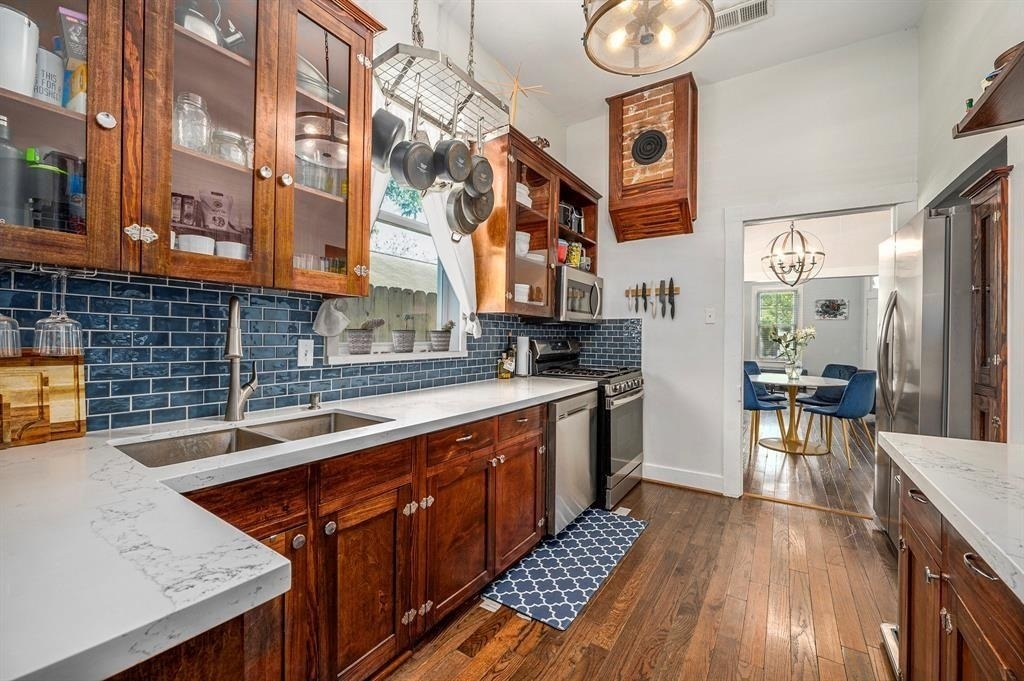 1317 Summer Street - Photo 7