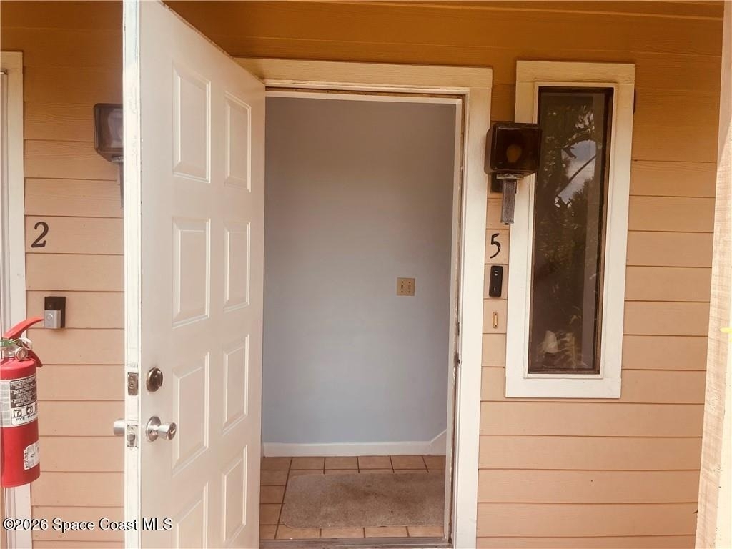 9632 Riverside Drive - Photo 2