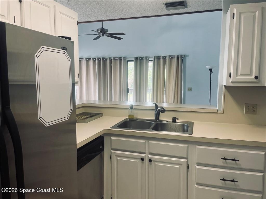 9632 Riverside Drive - Photo 8