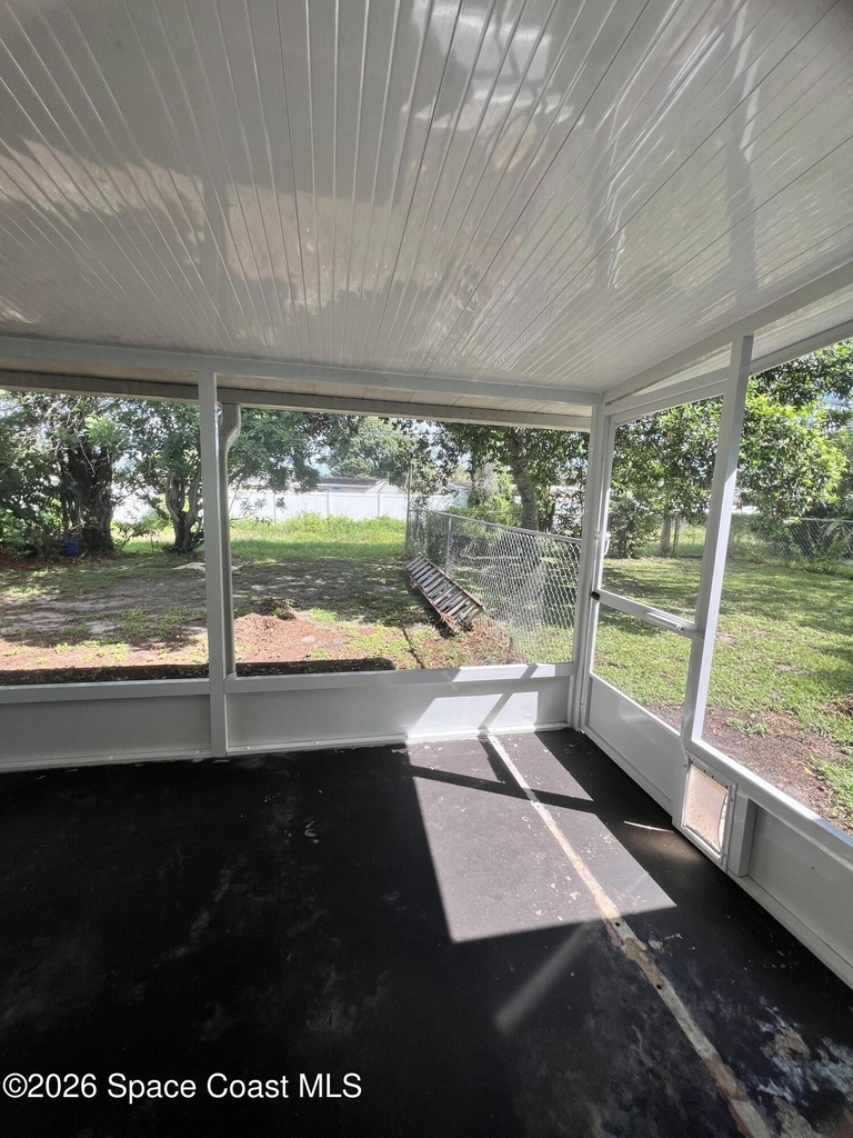 1012 Coronado Drive - Photo 11