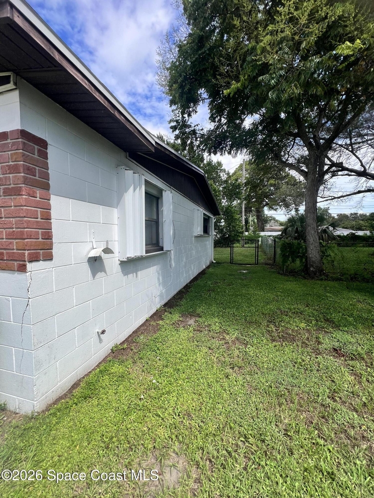 1012 Coronado Drive - Photo 24