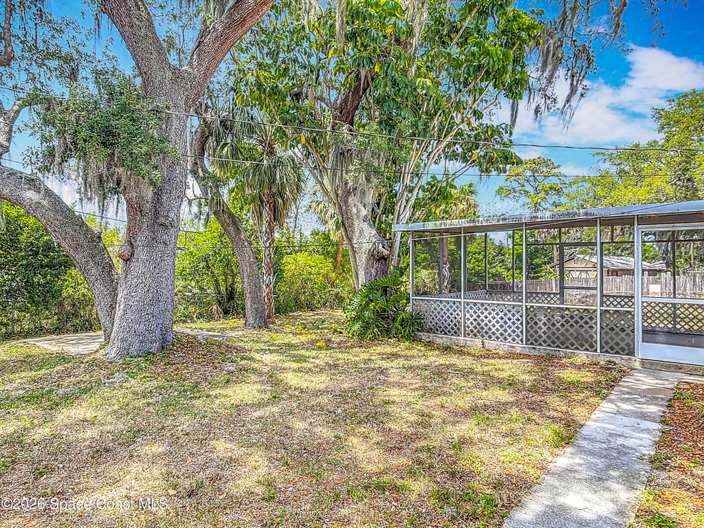 1590 Hilldale Road - Photo 33