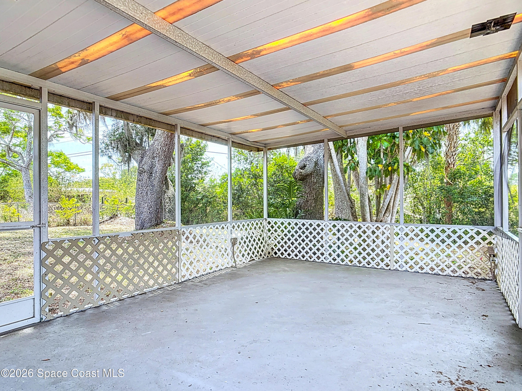 1590 Hilldale Road - Photo 22