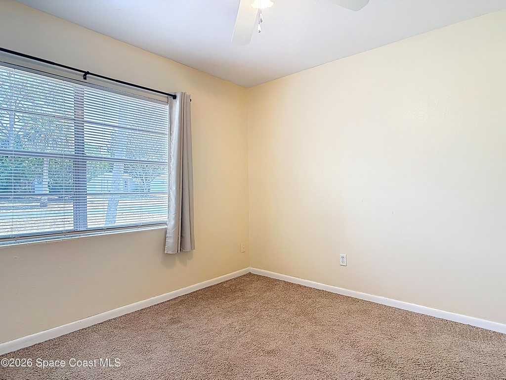1590 Hilldale Road - Photo 12