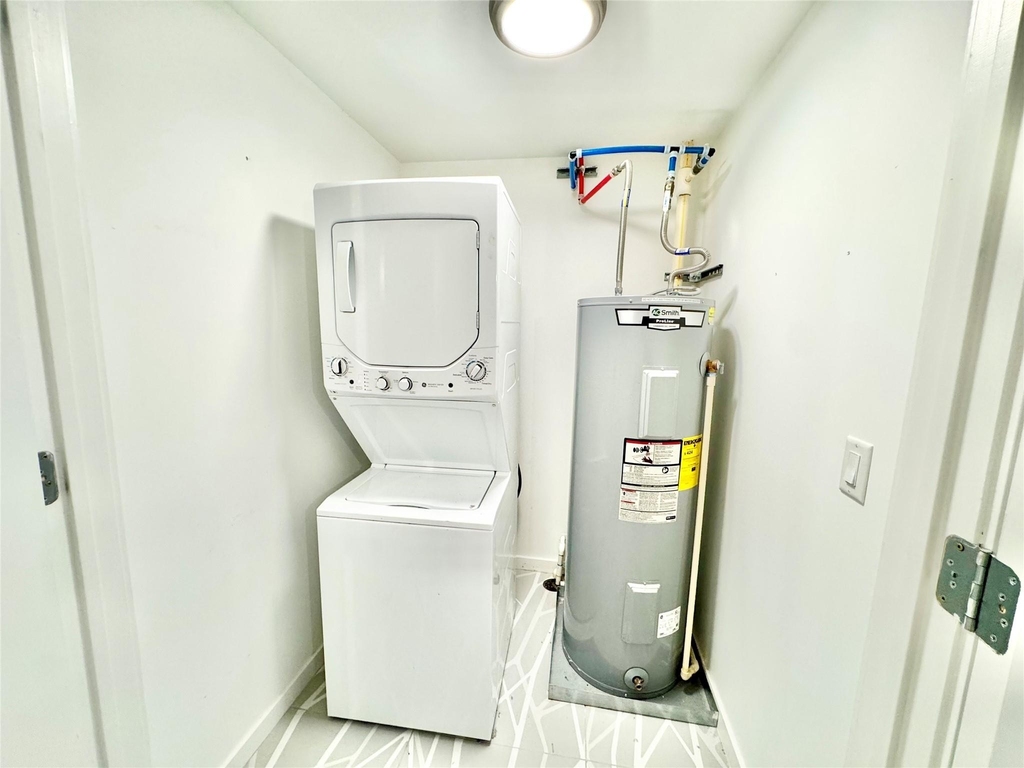 2201 Market Street - Photo 11