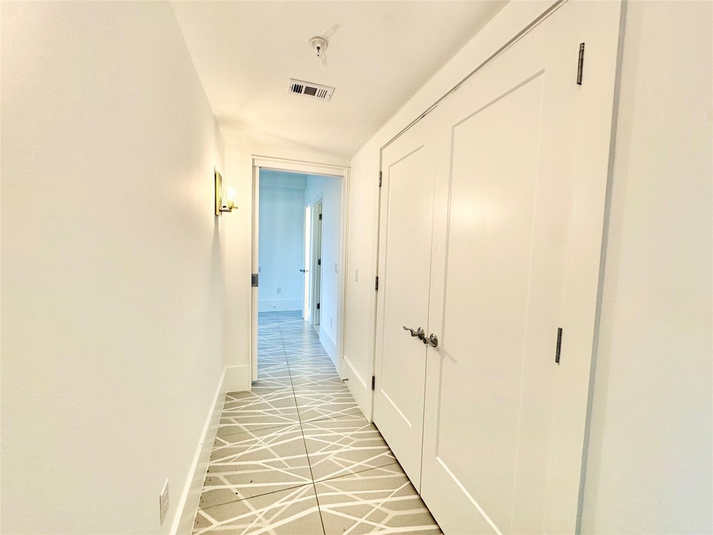2201 Market Street - Photo 10