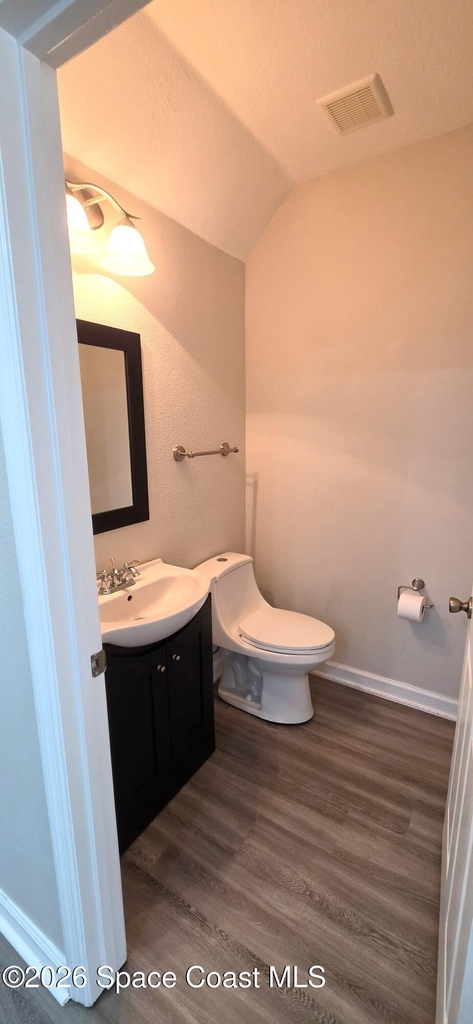 1390 Lara Circle - Photo 7