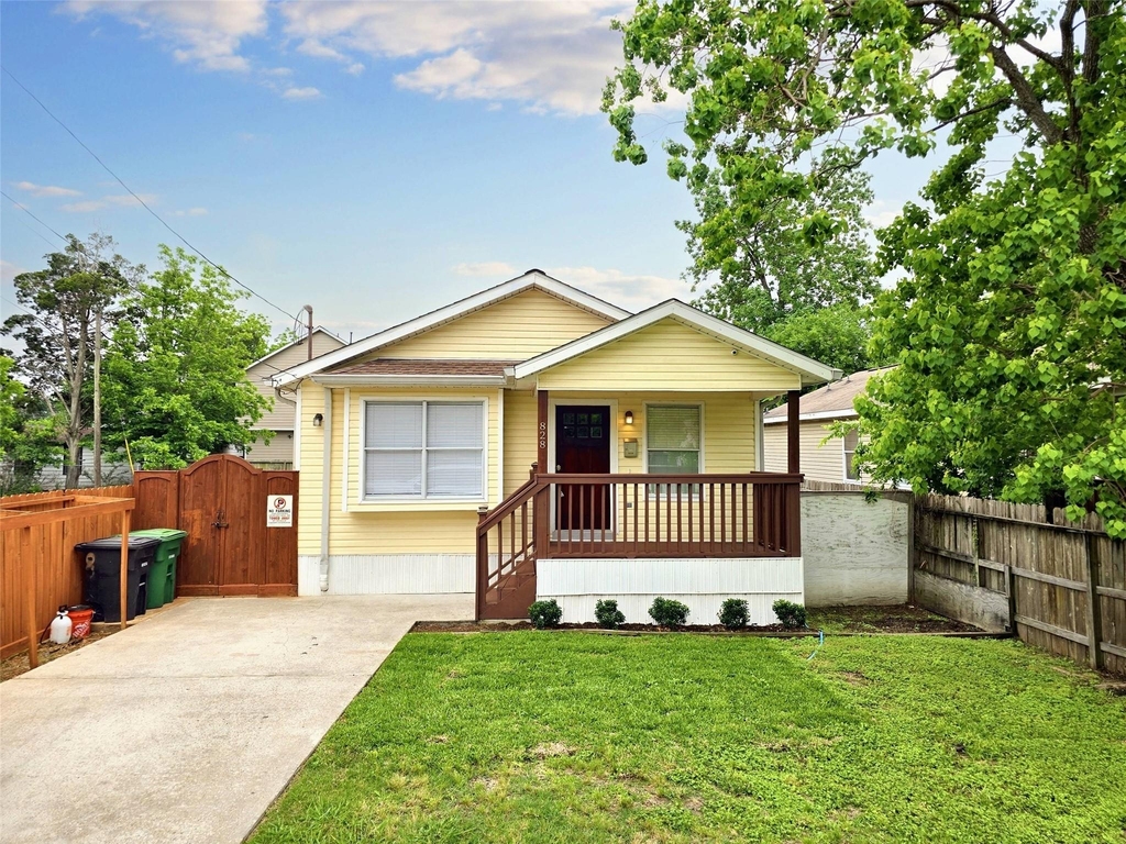 828 E 39th Street - Photo 19