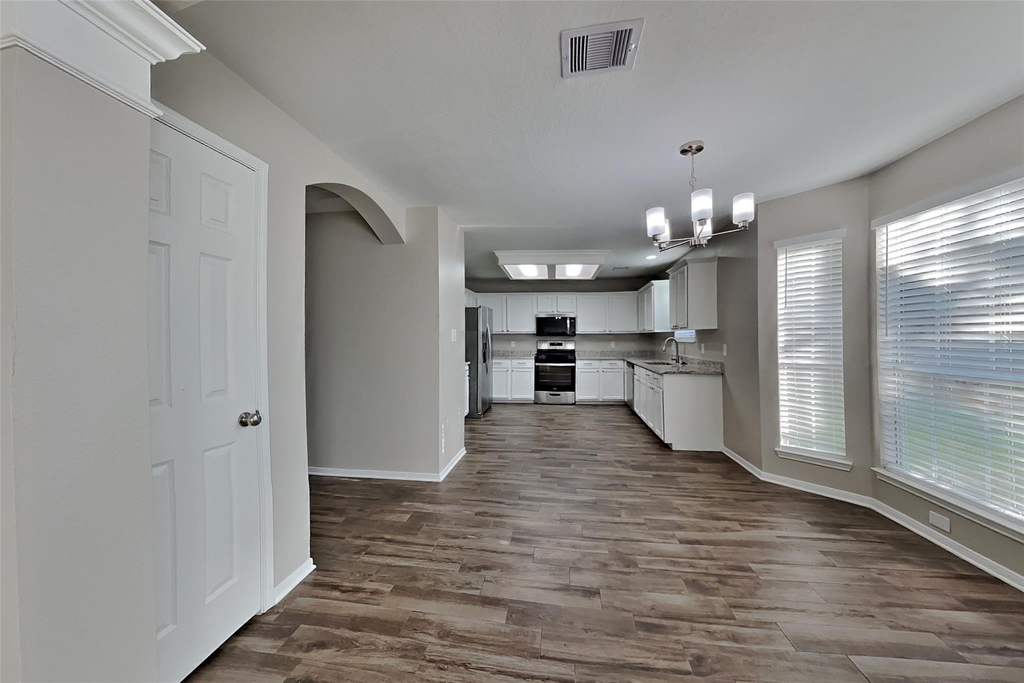 24810 Butterwick Drive - Photo 4