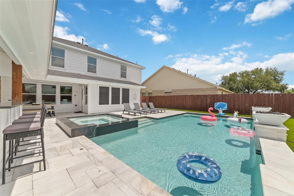 21115 Birchbank Ln - Photo 34