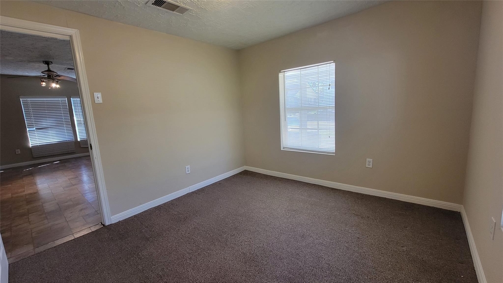 4415 Mckinney Street - Photo 14