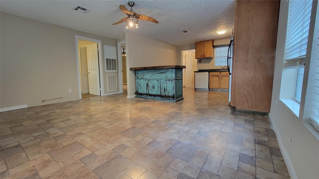 4415 Mckinney Street - Photo 1