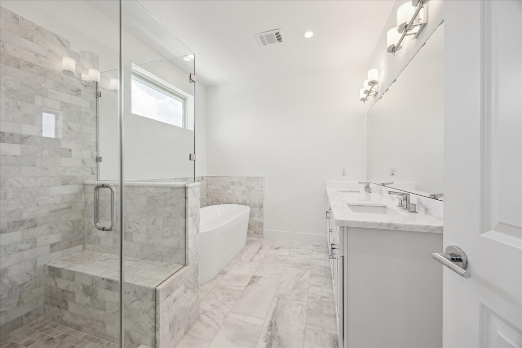1607 Roy Street - Photo 22