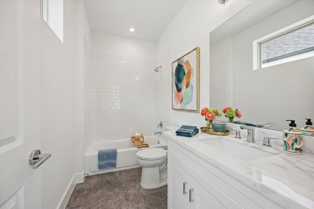 1607 Roy Street - Photo 40
