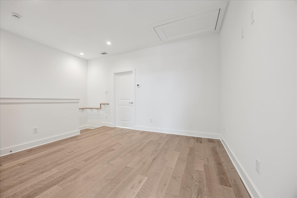 1607 Roy Street - Photo 29