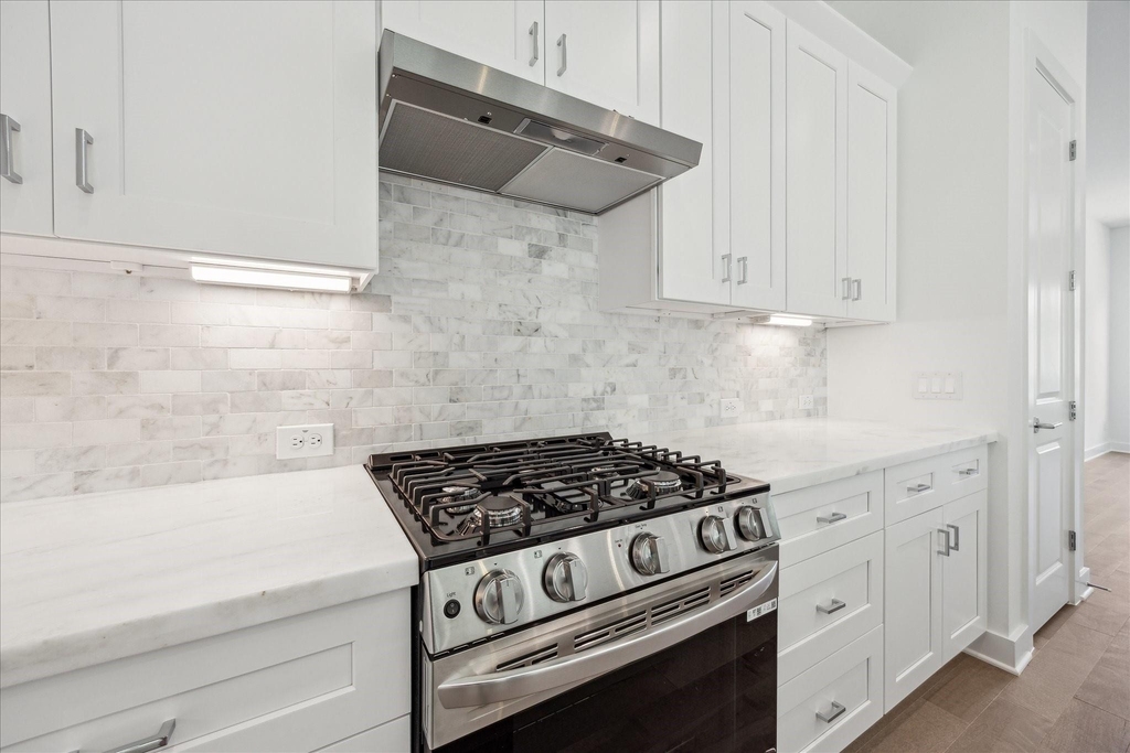 1607 Roy Street - Photo 16