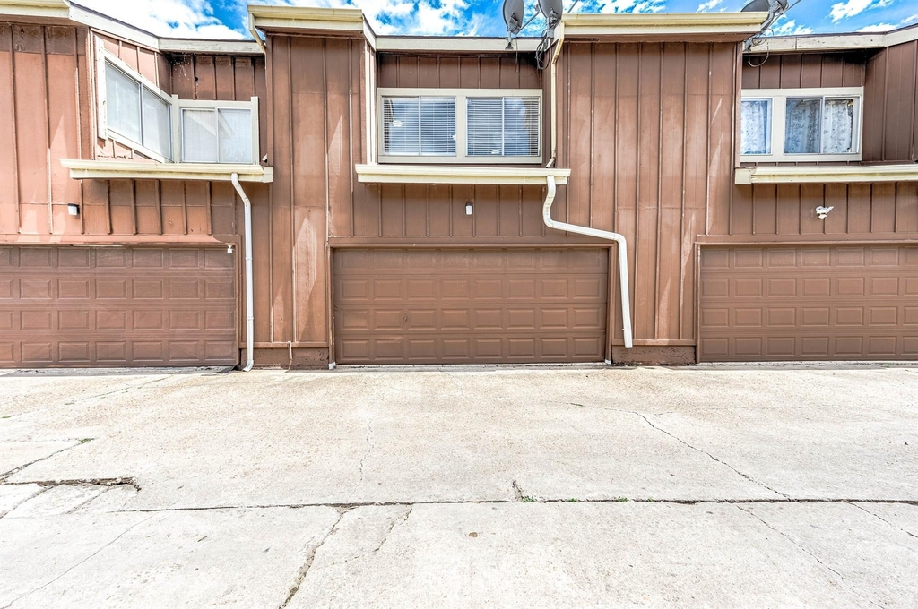 12668 Newbrook Drive - Photo 6