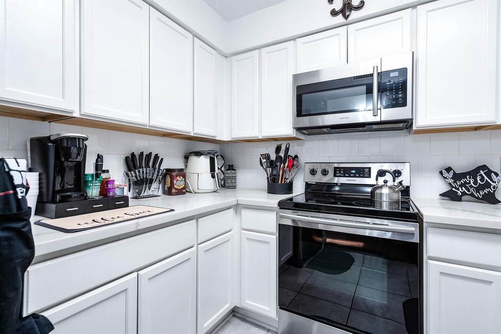 12668 Newbrook Drive - Photo 18