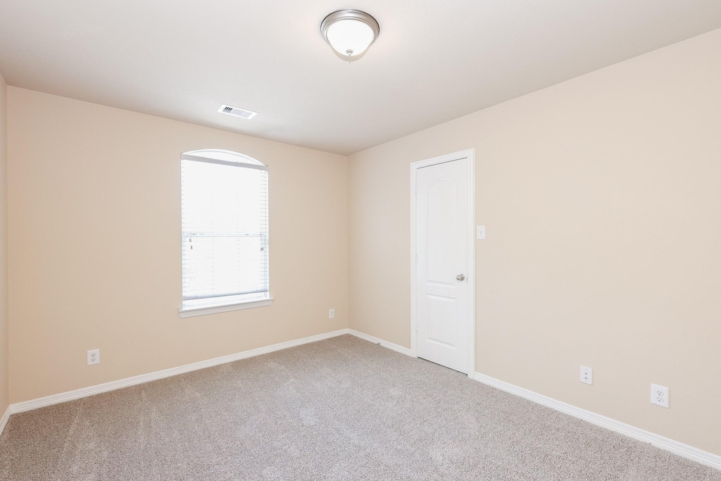 6135 Carver Pines Drive - Photo 25