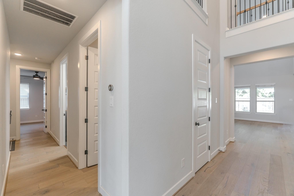 56 Venetia Grove Drive - Photo 31