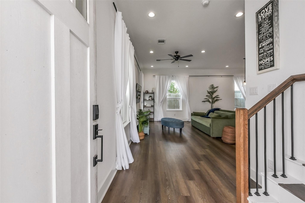 1228 Mcneil Street - Photo 5