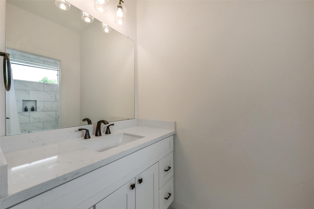 1228 Mcneil Street - Photo 15