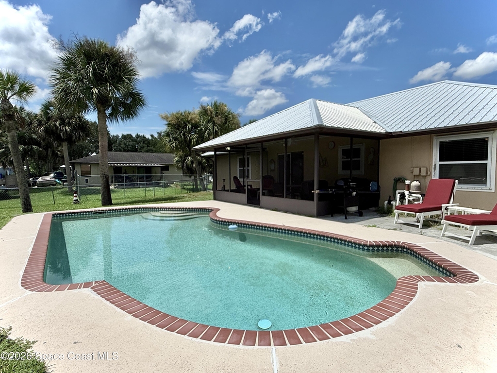 757 Beard Avenue - Photo 25