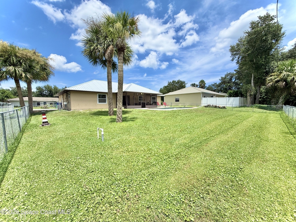 757 Beard Avenue - Photo 24