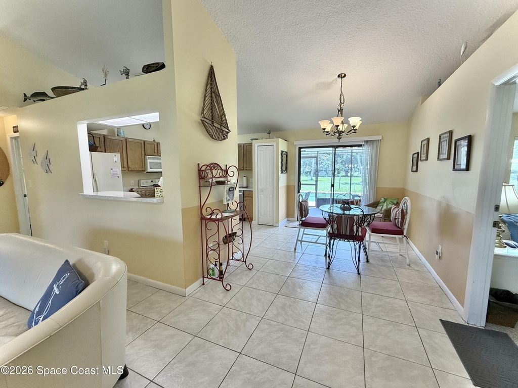 757 Beard Avenue - Photo 6