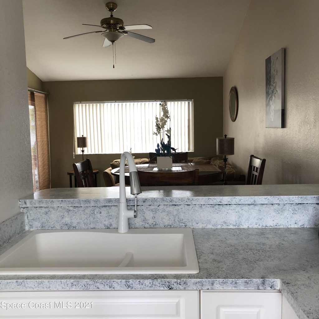 523 Ocean Park Lane - Photo 9