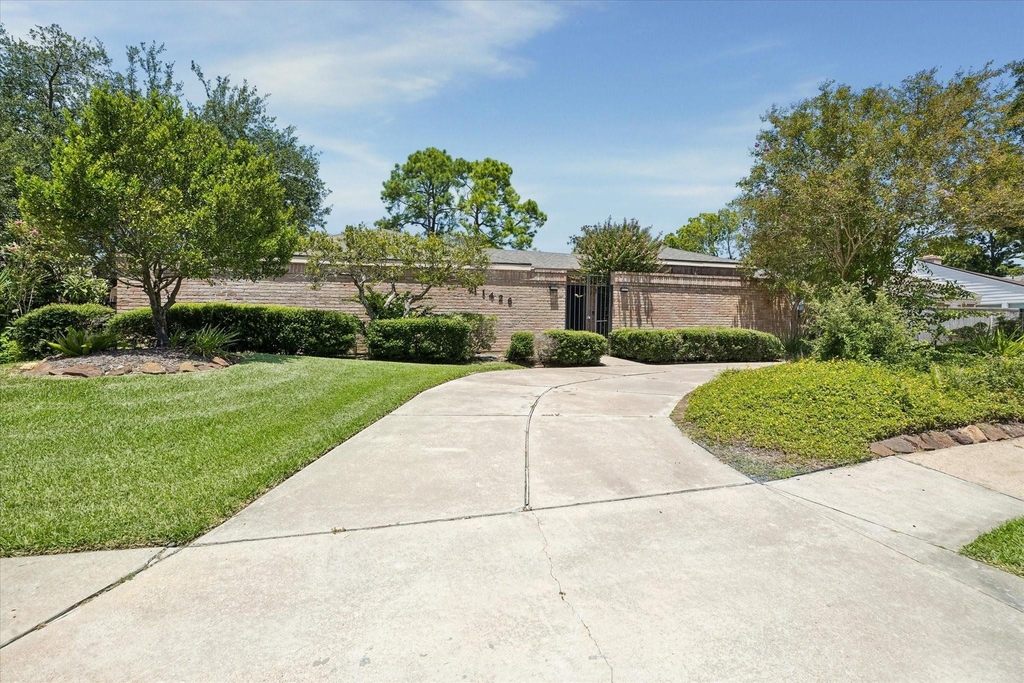 11426 Lakeside Place Dr - Photo 0