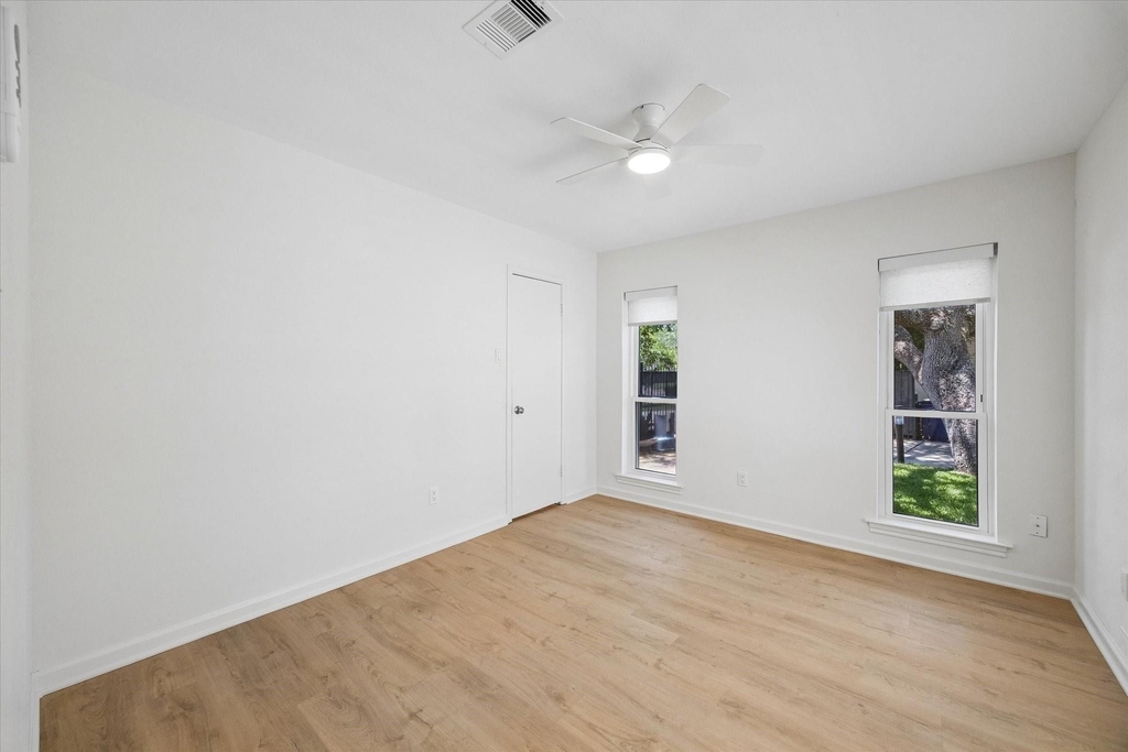11426 Lakeside Place Dr - Photo 20