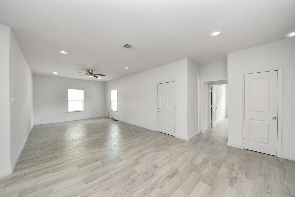 205 Memon Lane - Photo 1