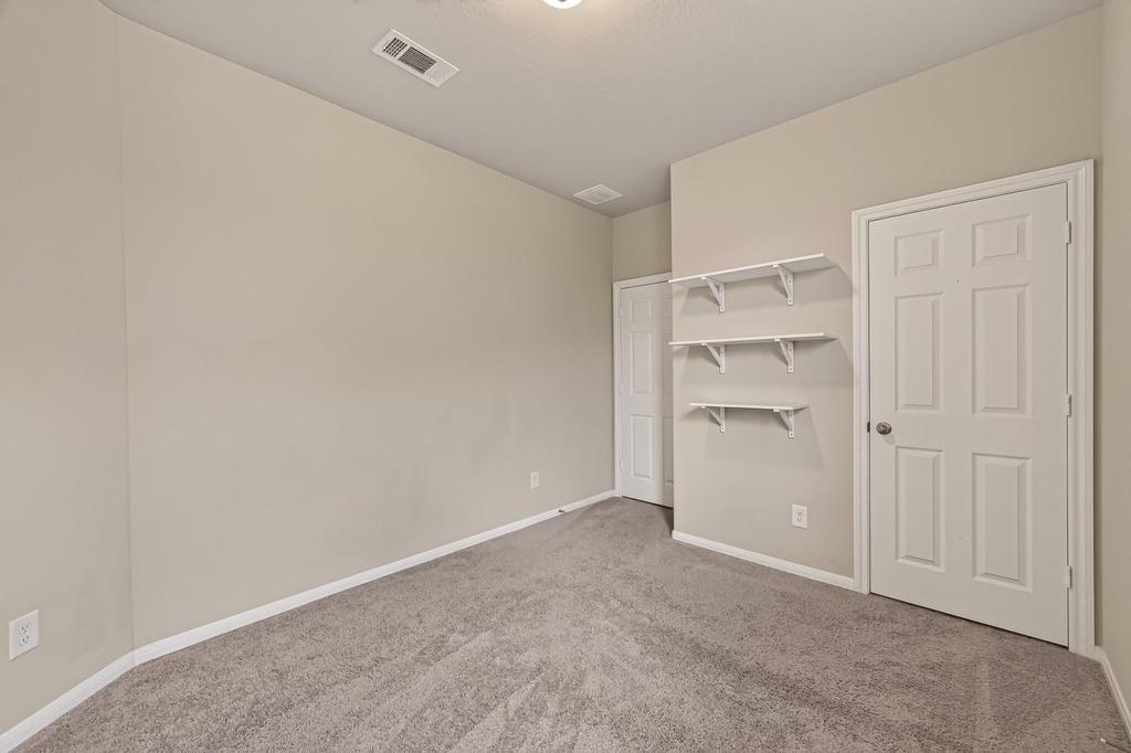 2483 Solaris Bend Dr Drive - Photo 14
