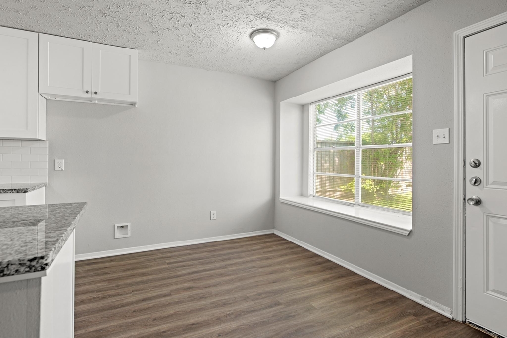 6450 Bazel Brook Drive - Photo 4