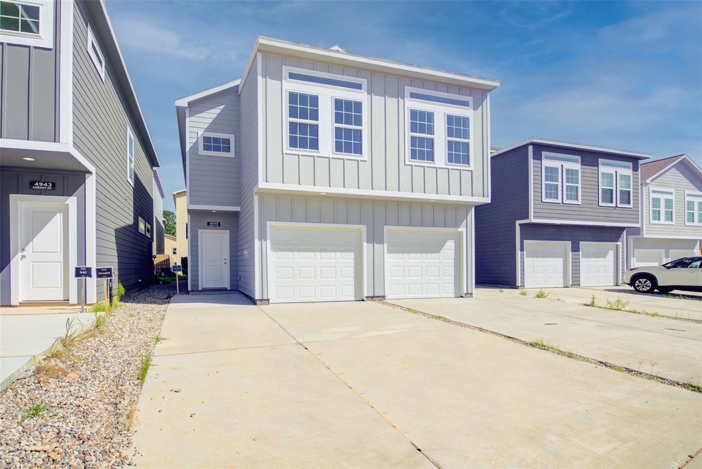4945 Ambient Drive - Photo 0