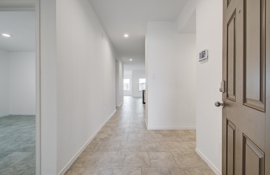 1206 Cattle Chute Court - Photo 7