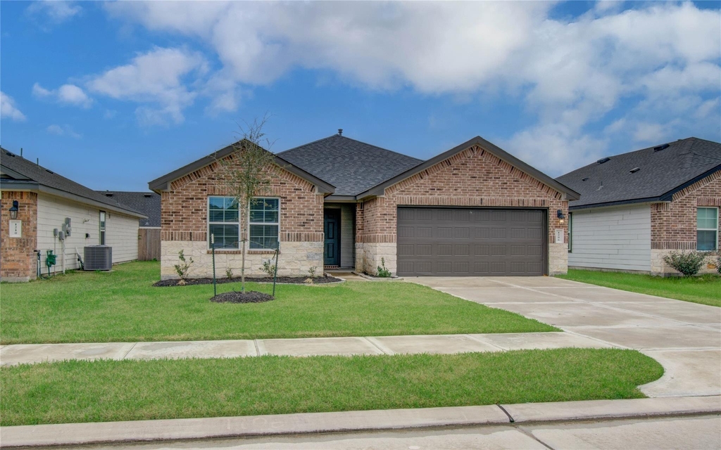 1206 Cattle Chute Court - Photo 2