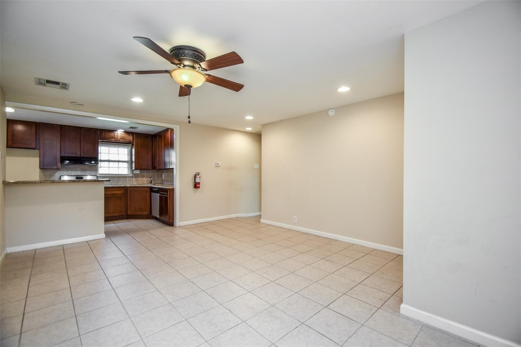6430 Saxet Street - Photo 8
