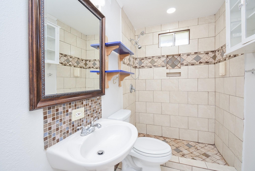 5006 Libbey Lane - Photo 15