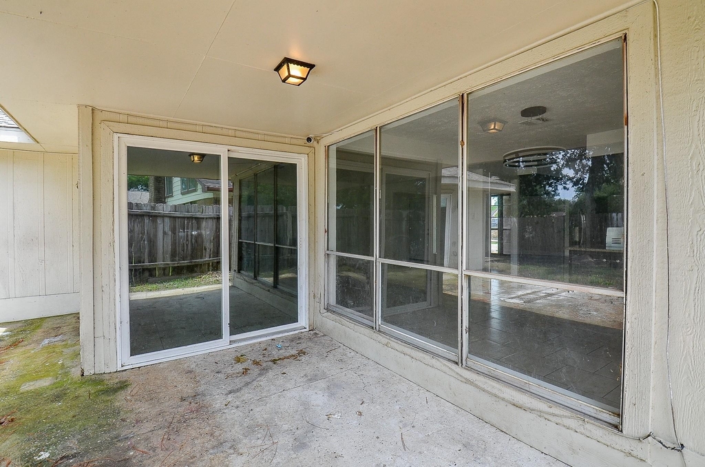 12266 Huntington Venture Drive - Photo 29