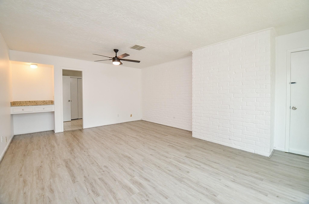 12266 Huntington Venture Drive - Photo 24