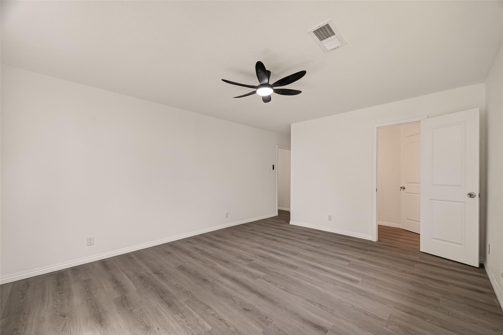 18219 Kings Lynn Street - Photo 24